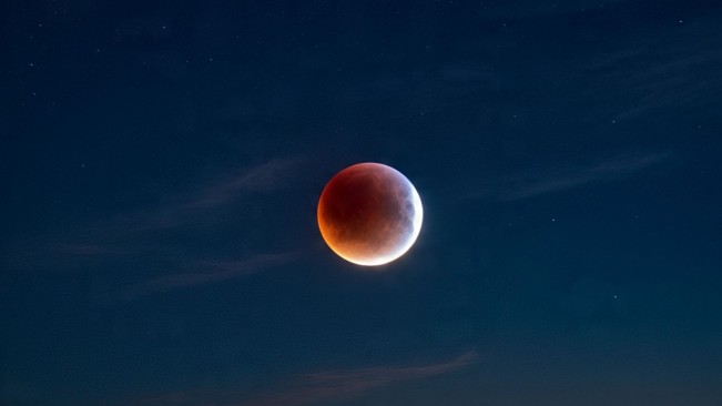 Ilustrasi gerhana Bulan (Meta AI)